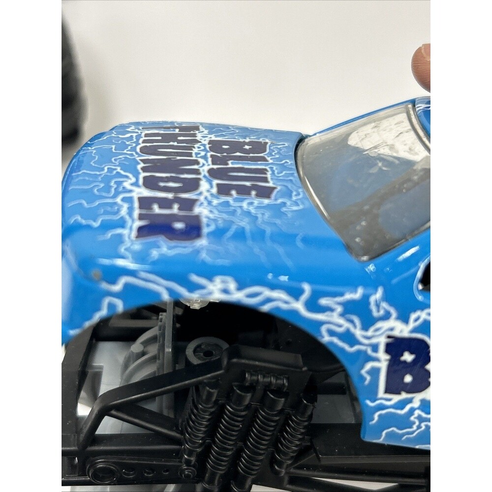 Hot Wheels Monster Jam Truck 1:24 Set Blue Thunder 5 Alarm Set READ - Picture 5 of 6